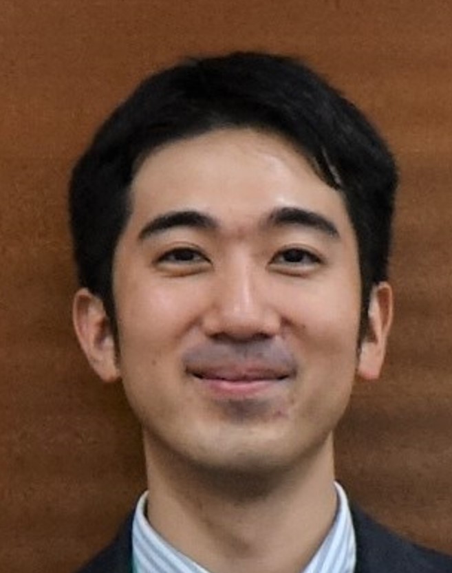 担当者写真
